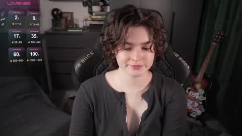 Helen Blossom online show from 28, 7, 2026