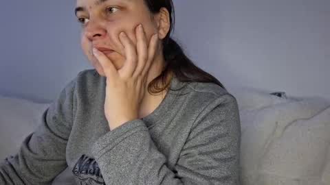 Cyndee Winter online show from 25, 10, 2025