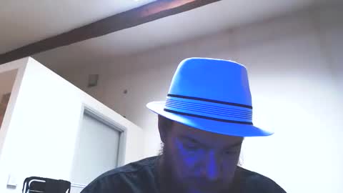 Cyrilhot88 online show from 28, 4, 2026