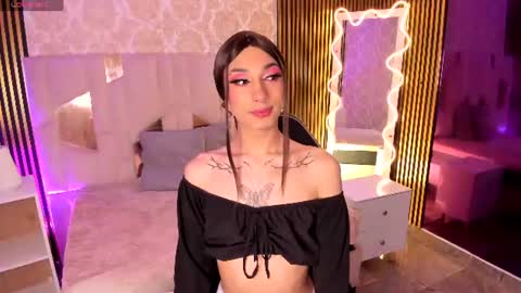 cyrus_tay online show from 19, 7, 2026