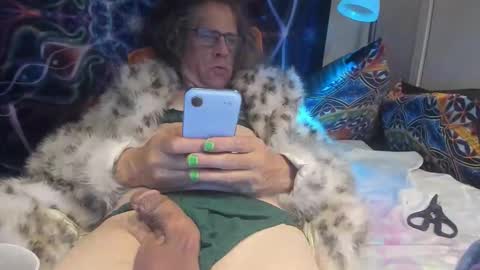 Andrew Thomas online show from 13, 11, 2025