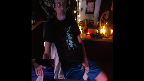 Snapshot of d_j_strokes chatting on 5, 11, 2025 Dave online show from 5, 11, 2025