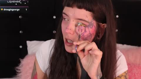 Darlene online show from 28, 1, 2025