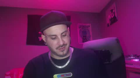 Snapshot of dabirdfree chatting on 8, 12, 2024 Destroyer online show from 8, 12, 2024