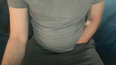 daddnextdoor online show from 28, 4, 2026