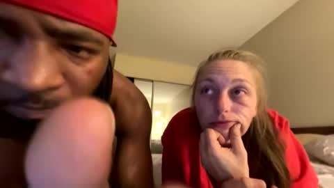 daddyandmama22 online show from 22, 4, 2026