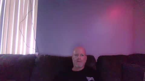 DJ online show from 4, 1, 2025