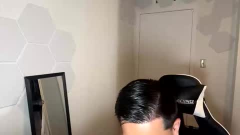 daddyfit95 online show from 6, 6, 2026