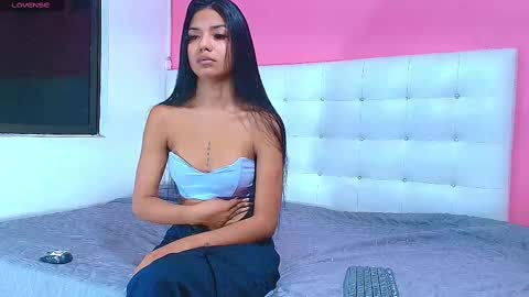 JAZMIN online show from 24, 2, 2025