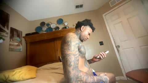 sexy tatted king bbc online show from 9, 10, 2025