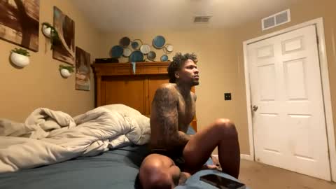 sexy tatted king bbc online show from 4, 4, 2026