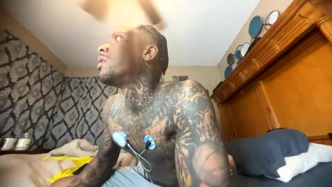 sexy tatted king bbc online show from 26, 4, 2026