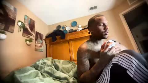 sexy tatted king bbc online show from 28, 5, 2026