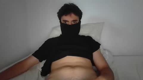 Snapshot of daddyl_e_s chatting on 6, 6, 2026 daddyl_e_s online show from 6, 6, 2026