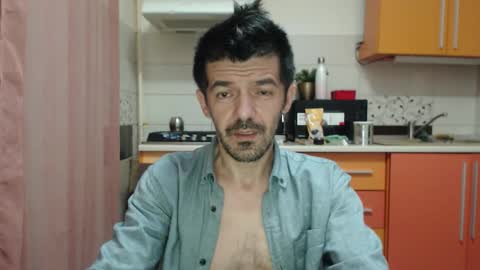 Snapshot of daddynextdoor86 chatting on 21, 12, 2025 daddynextdoor86 online show from 21, 12, 2025