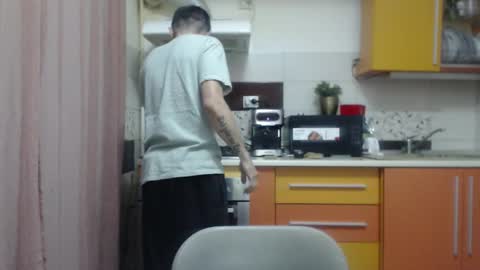 Snapshot of daddynextdoor86 chatting on 14, 1, 2026 daddynextdoor86 online show from 14, 1, 2026