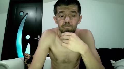 Snapshot of daddynextdoor86 chatting on 4, 3, 2026 daddynextdoor86 online show from 4, 3, 2026