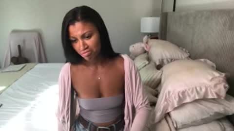 daisy June online show from 4, 10, 2025