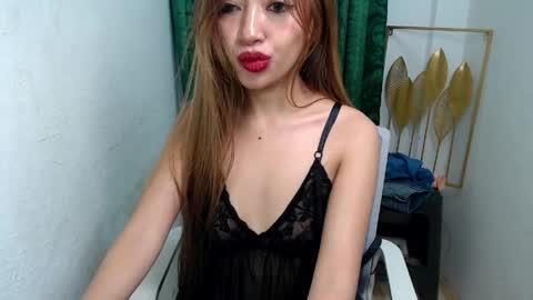 daddys_giirl69 online show from 18, 4, 2026