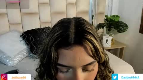 Snapshot of daddysgirrl1_ chatting on 19, 11, 2025 Bethany online show from 19, 11, 2025