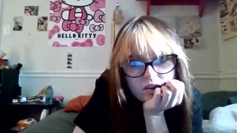 dadsdoll2 online show from 25, 3, 2026