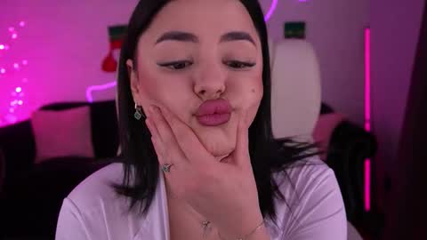 Snapshot of daenerys_daen chatting on 22, 12, 2025 daenerys_daen online show from 22, 12, 2025