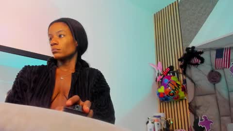 daffnelewis online show from 20, 10, 2025