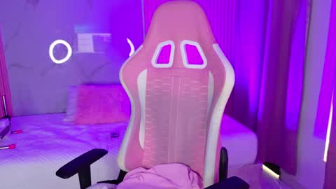 Dafne  online show from 29, 4, 2026