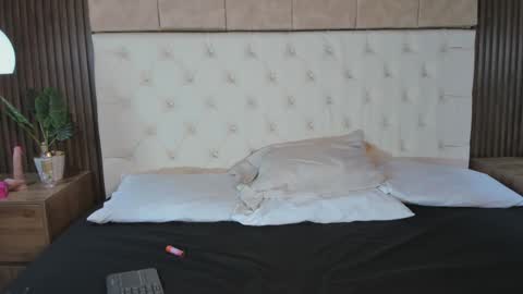 Snapshot of dafne_hillss chatting on 18, 9, 2025 dafne_hillss online show from 18, 9, 2025