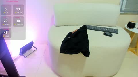 Dahian  online show from 24, 4, 2026