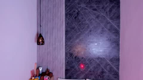  Dahiana   online show from 5, 11, 2025