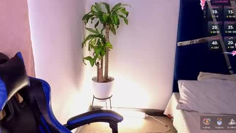 Dahiana online show from 14, 7, 2026