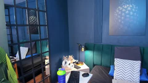 Dahiane Connor online show from 23, 4, 2026