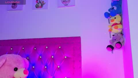    online show from 14, 1, 2025