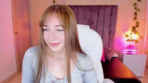 Snapshot of dahlia_rousse chatting on 15, 9, 2025 Dahlia online show from 15, 9, 2025