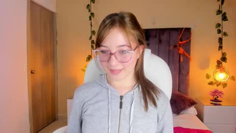 Snapshot of dahlia_rousse chatting on 10, 10, 2025 Dahlia online show from 10, 10, 2025