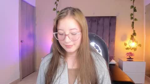 Snapshot of dahlia_rousse chatting on 10, 11, 2025 Dahlia online show from 10, 11, 2025