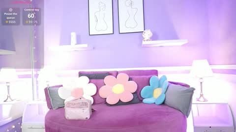 Dahlia Grey online show from 14, 3, 2026