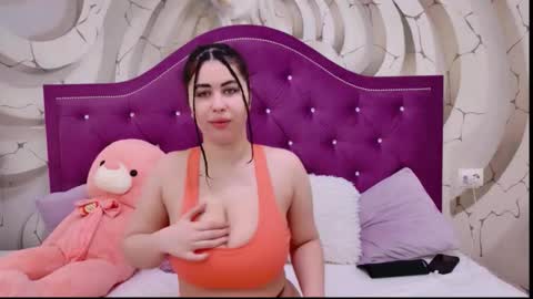 Daiana Kimberly online show from 4, 3, 2026