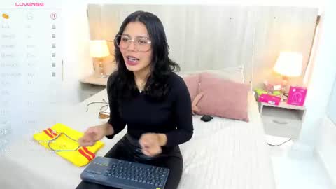 Snapshot of daila_beltran chatting on 26, 6, 2026 Daila Beltran online show from 26, 6, 2026