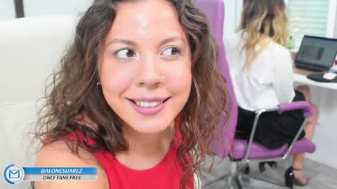 Alondra Suarez online show from 7, 12, 2024