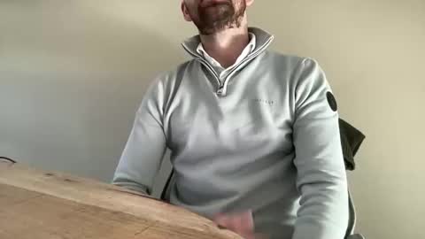 Your daily dose online show from 15, 5, 2026