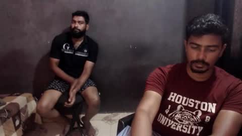 indian guys online show from 9, 4, 2026