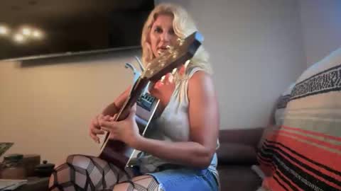Daisy137 online show from 3, 6, 2026