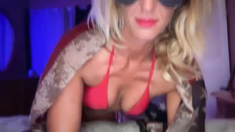 Daisy137 online show from 4, 7, 2026