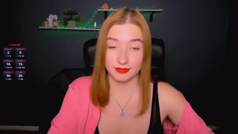 Snapshot of daisy_candy chatting on 11, 12, 2024 Little Di online show from 11, 12, 2024