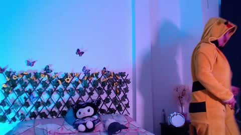 daisy_girll online show from 20, 9, 2025