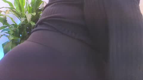 Daisy Price online show from 27, 7, 2026
