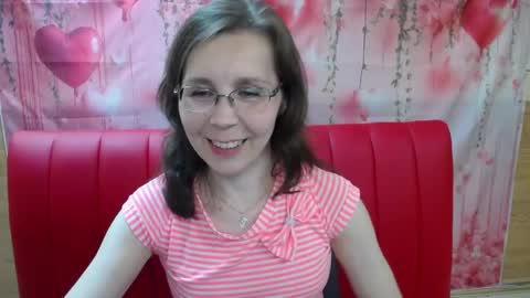Snapshot of daisyedit chatting on 23, 5, 2026 DaisyEdit online show from 23, 5, 2026