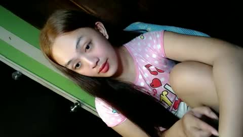 Snapshot of daisylira chatting on 15, 11, 2025 LILY christmas wish breast implant online show from 15, 11, 2025